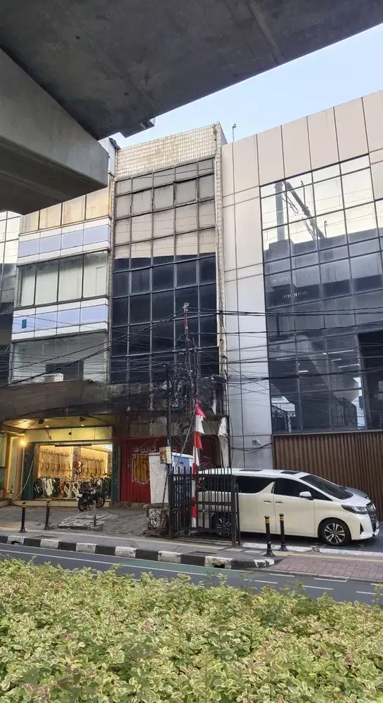 Disewakan Ruko Panglima Polim Jaksel Pinggir Jalan Raya