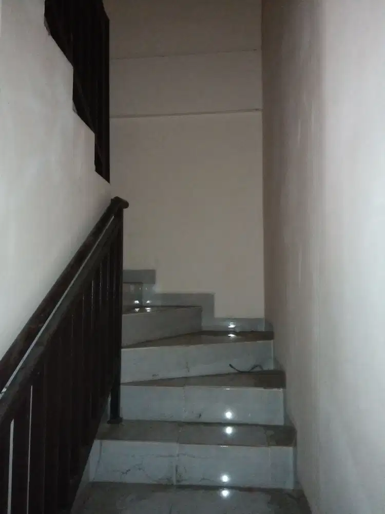 Disewakan Rumah Kresek 4x16 Dekat Green Lake City Termurah 36 Juta/Thn