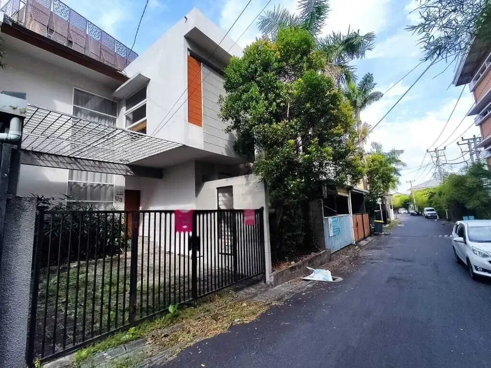 DISEWAKAN RUMAH MINIMALIS AREA SUNSETROAD FULLY FURNISHED