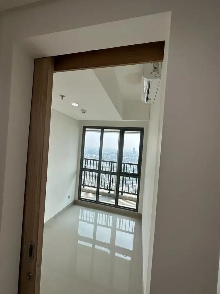DIJUAL MURAH 2 BEDROOM APARTEMEN EMBARCADERO BINTARO
