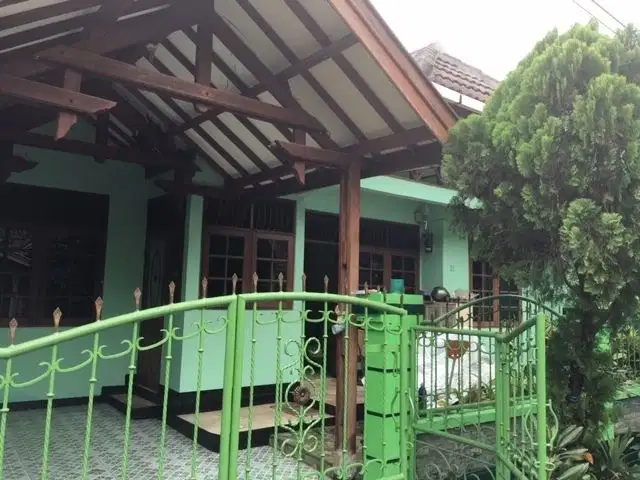 Rumah Murah, Dalam Cluster, Aman, Dekat Stasiun KA di Lokasi Strategis