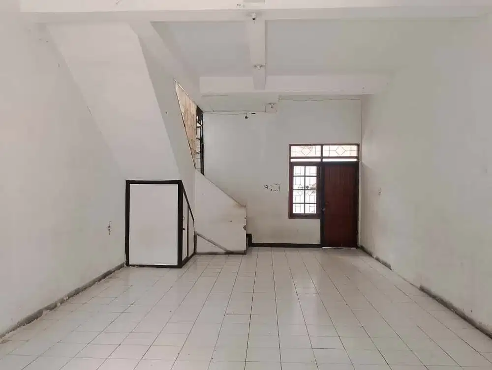 Taman Holis, Bandung Ruko Siap Pakai Lingkungan Nyaman Lokasi Strategis