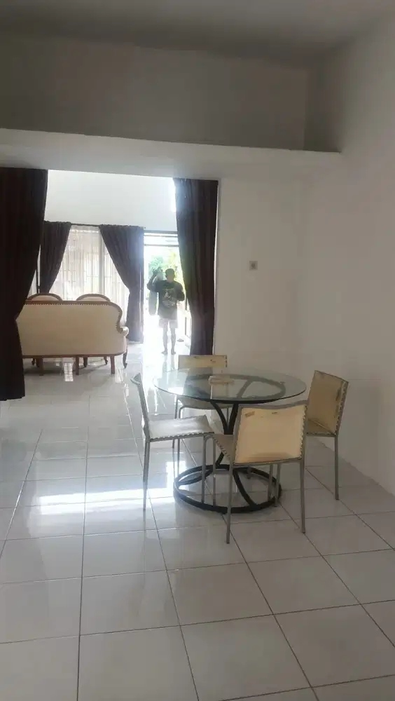 Sewa Rumah Elysium Semi Furnish, Lippo Cikarang, Bekasi