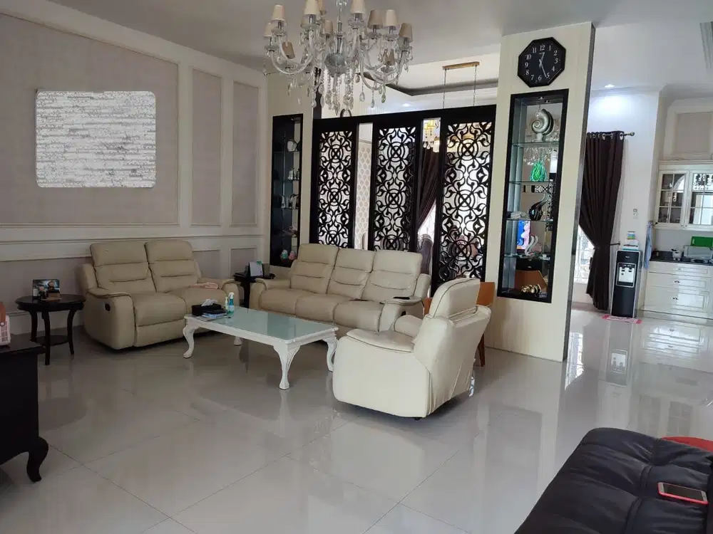 DIJUAL RUMAH MEWAH CITRALAND CELEBES, JL. HERTASNING