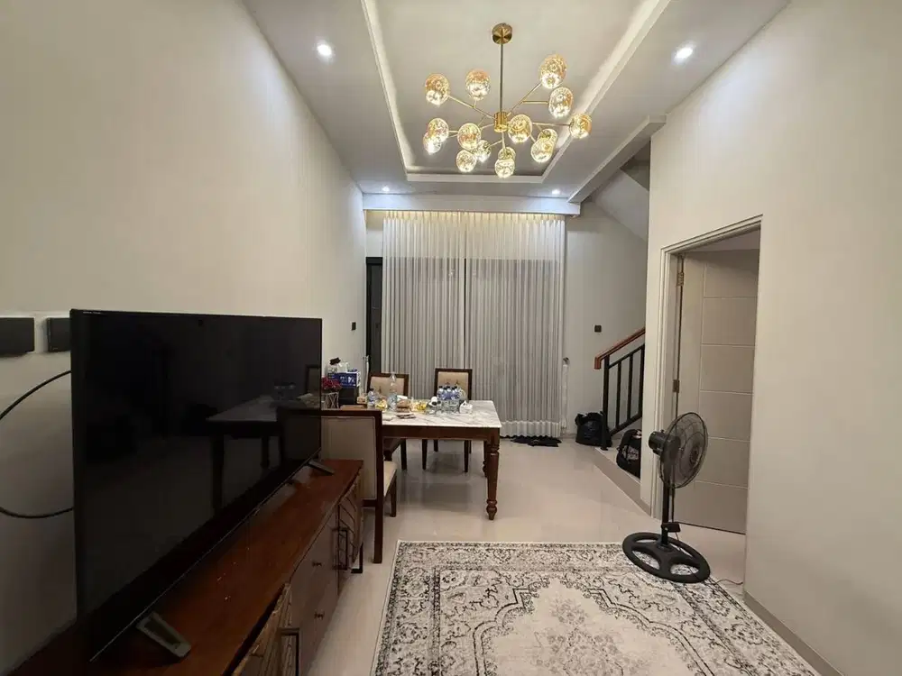 Rumah Mewah Furnish di cluster Gentan Siap Huni