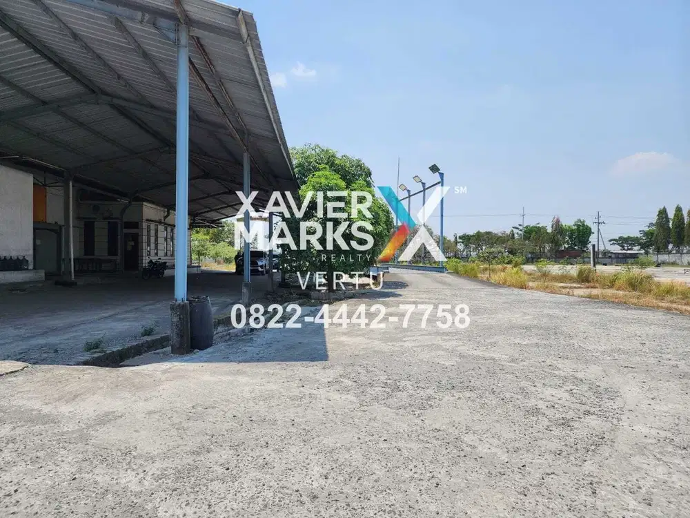 Eks Pabrik di Pucuk Lamongan