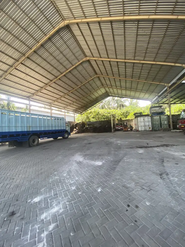 Kontrakan gudang tabanan jalan utama