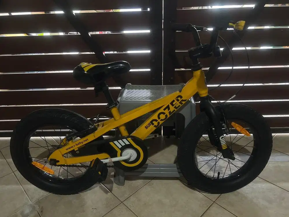 Sepeda anak Royal Baby