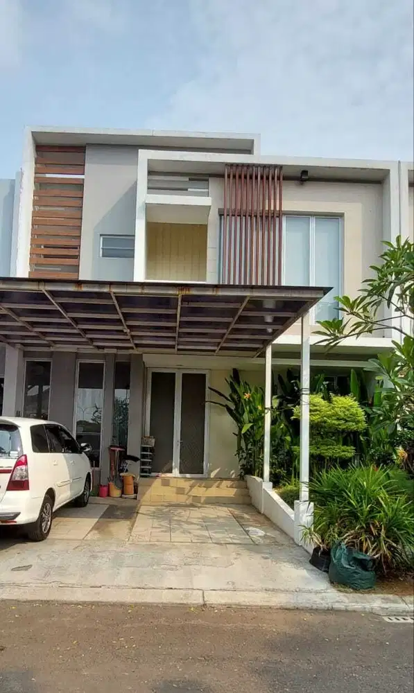 Dijual Rumah 2 Lantai Semi Furnish di Jakarta Garden City