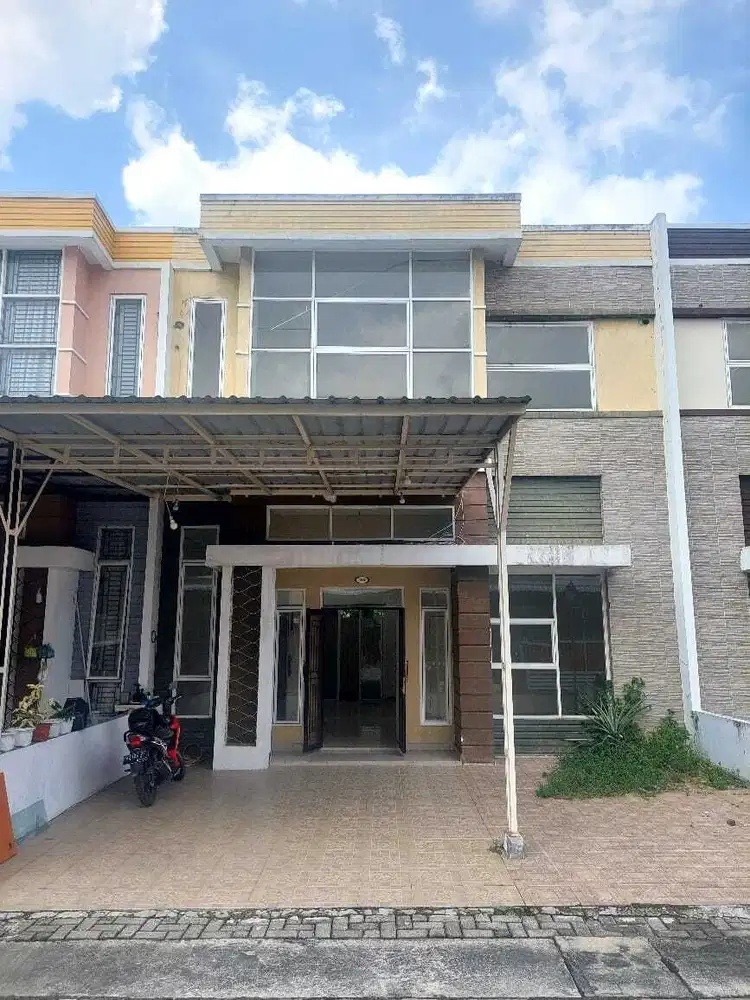 disewakan villa lebar8 komplek greenpark titikuning