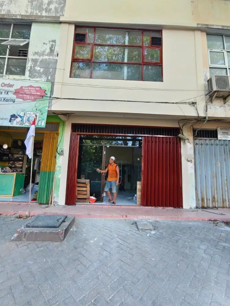 Di Jual Ruko harga di bawah Pasar area Penjaringansari rungkut 2 lanta