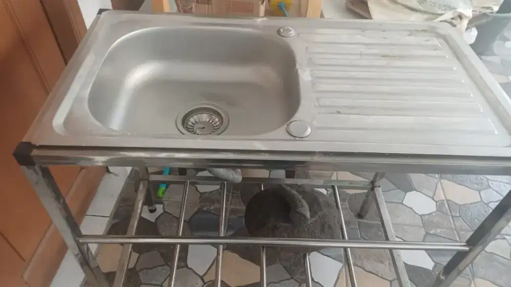 Jual wastafel baru pakai 3 bulan toko tutup