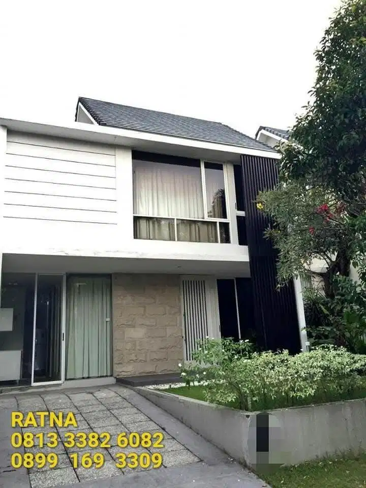 DISEWAKAN RUMAH WOODLAND SBY BARAT