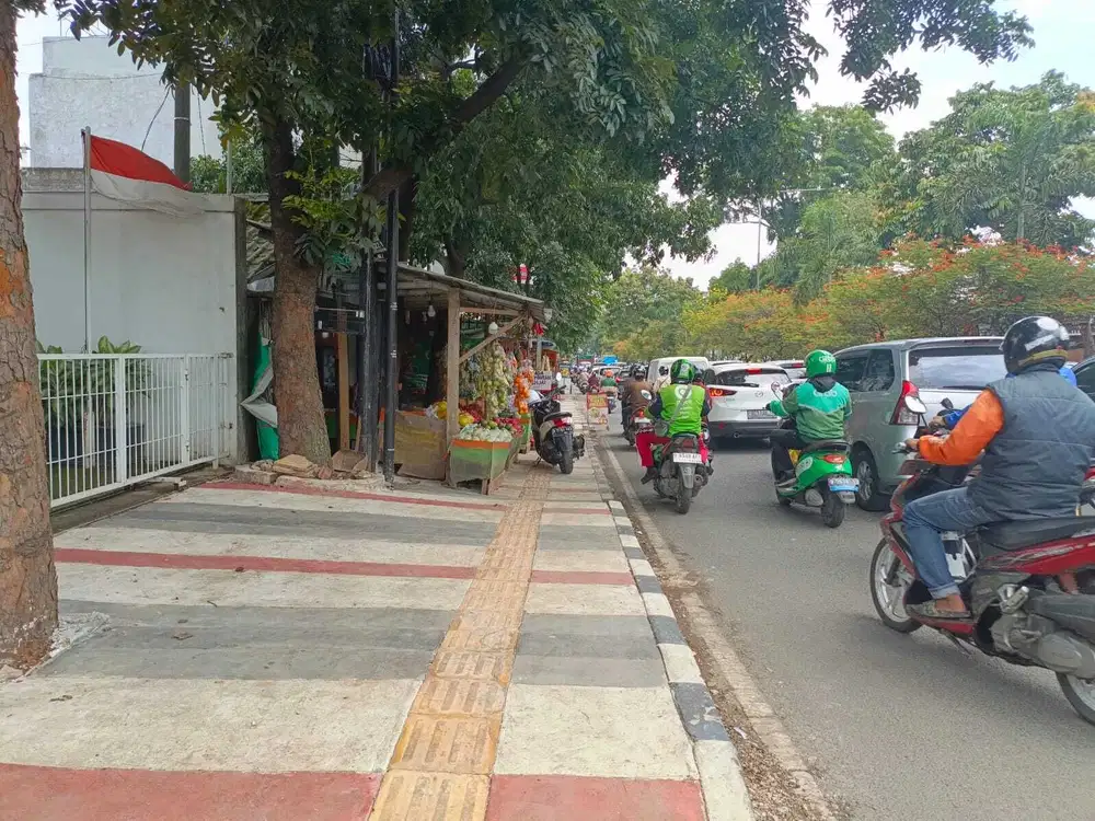 Jual Rumah Lama Hitung Tanah di Terusan Jakarta Antapani Bandung