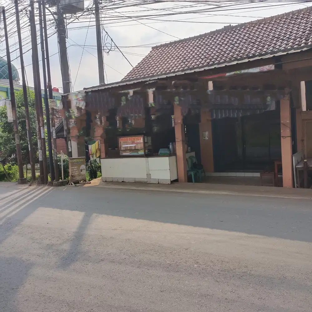 Di sewakan dua ruko di Jl Mteharypno setu bekasi