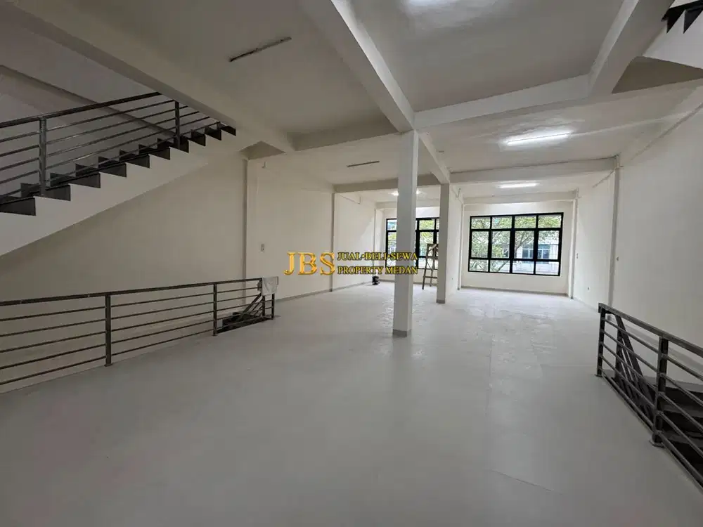 Disewakan Ruko Gandeng Siap Huni di Komplek CBD Polonia Blok AA