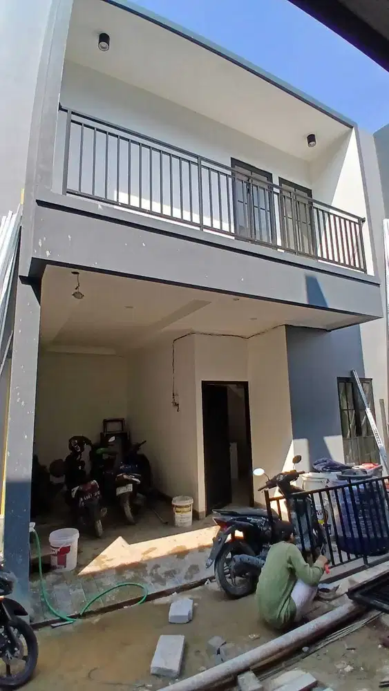 RUMAH BAGUS MURAH 2LANTAI DLM CLUSTER AKSES MBL 100M DARI RAYA CONDET