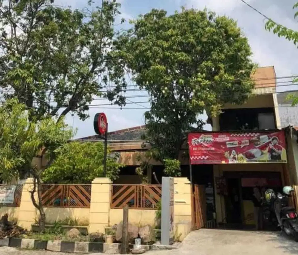 Rumah Tengah Kota di Jl. Badak Raya Pandeanlamper Gayamsari Semarang