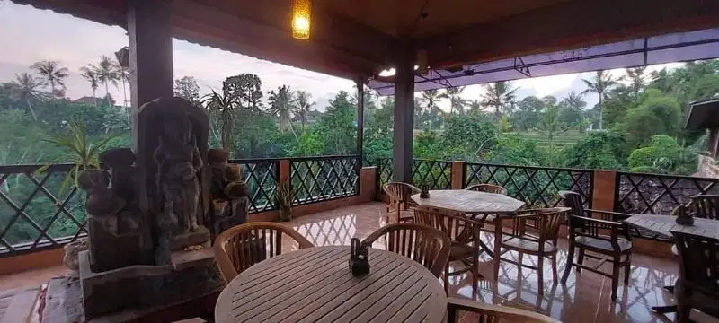 Di Jual Restoran Aktif dan Masih Beroprasi Hitung Harga Tanahnya saja