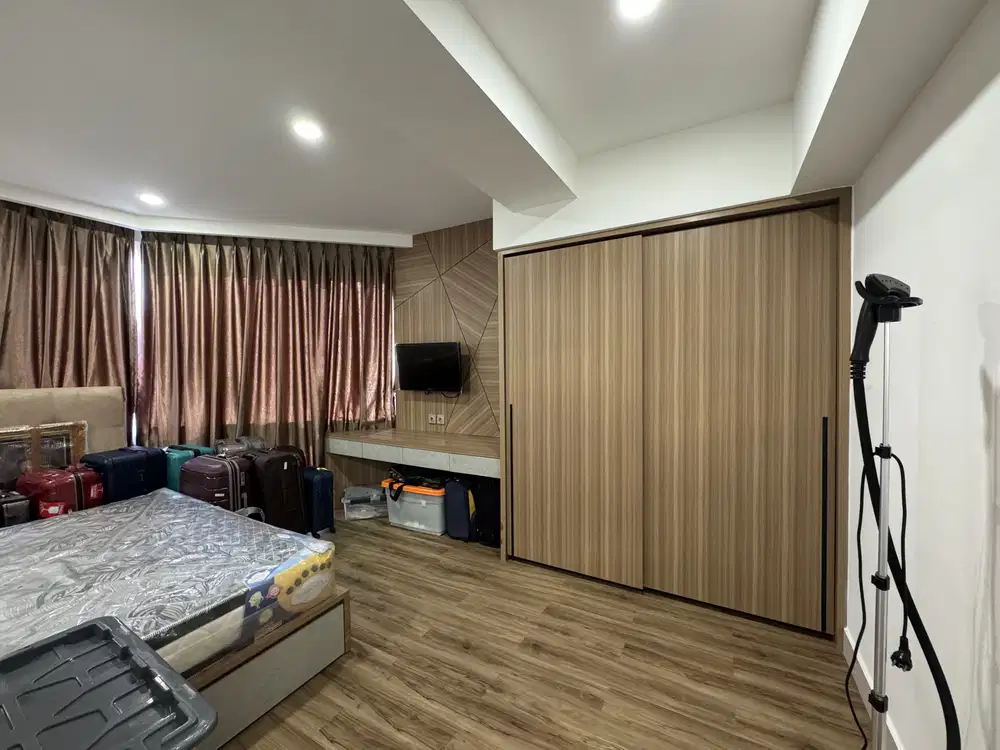 Dijual Kondominium Taman Anggrek 2BR Furnished