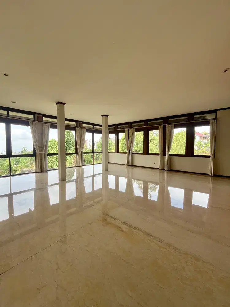 Rumah Besar Nyaman View Bagus dekat Kampus UPI Setiabudi Bandung