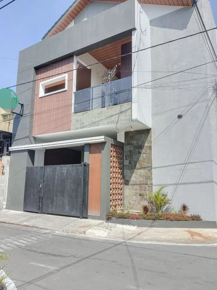 Kos Paulan 10Kt, 10Km, 118Mt, jl Adi Sucipto, Colomadu, Karanganyat