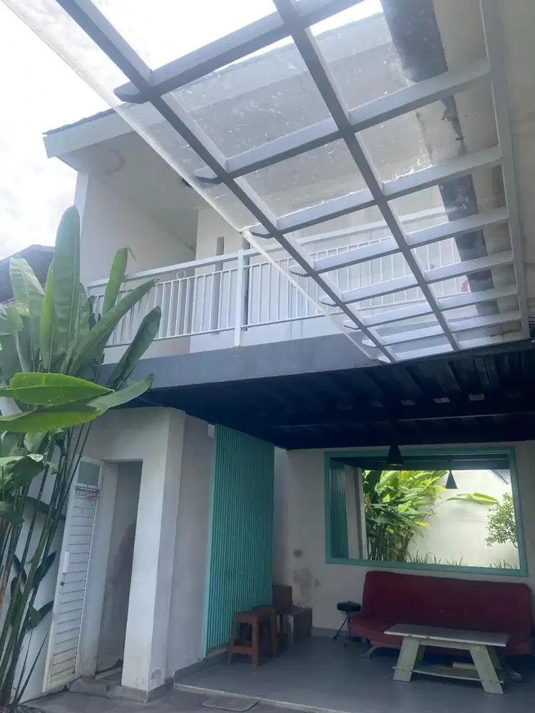 dijual rumah second lantai 2 dangin puri denpasar