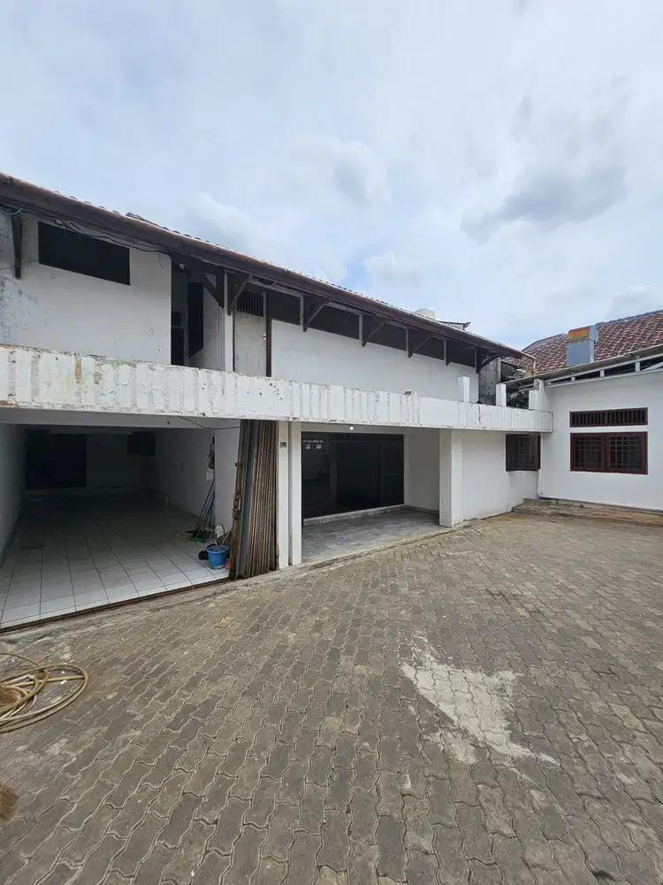 FOR SALE RUMAH LAMA HITUNG TANAH Tulodong