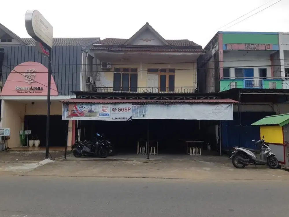 Dijual Rumah di Jl Suwignyo
