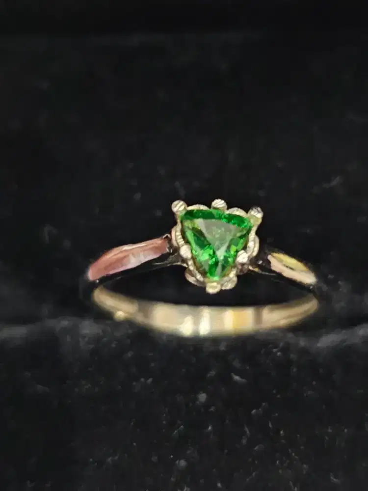 Cincin batu Tsavorite untuk wanita ring perak memo