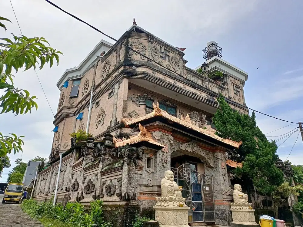 dijual rumah lantai 3 cargo denpasar