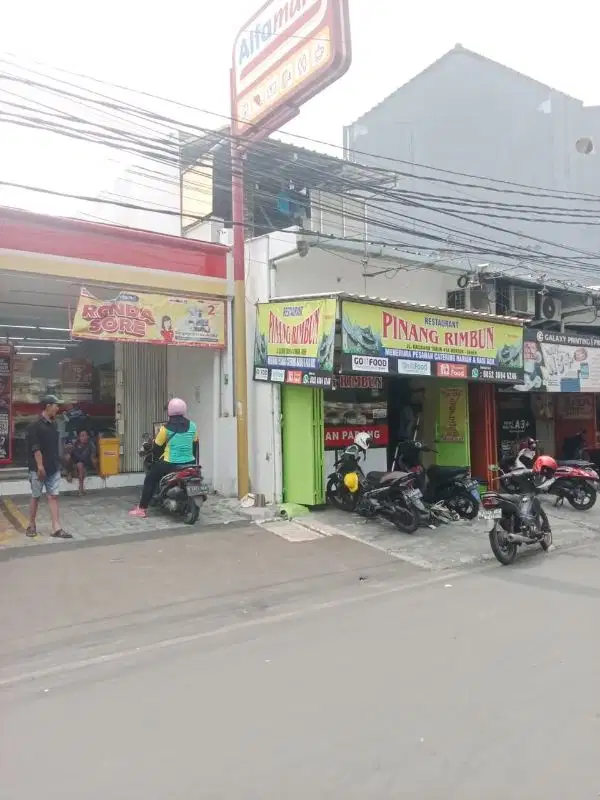 DI UAL RUKO 2 LANTAI DI WILAYAH KOMERSIL KEBON KOSONG  JAKARTA PUSAT