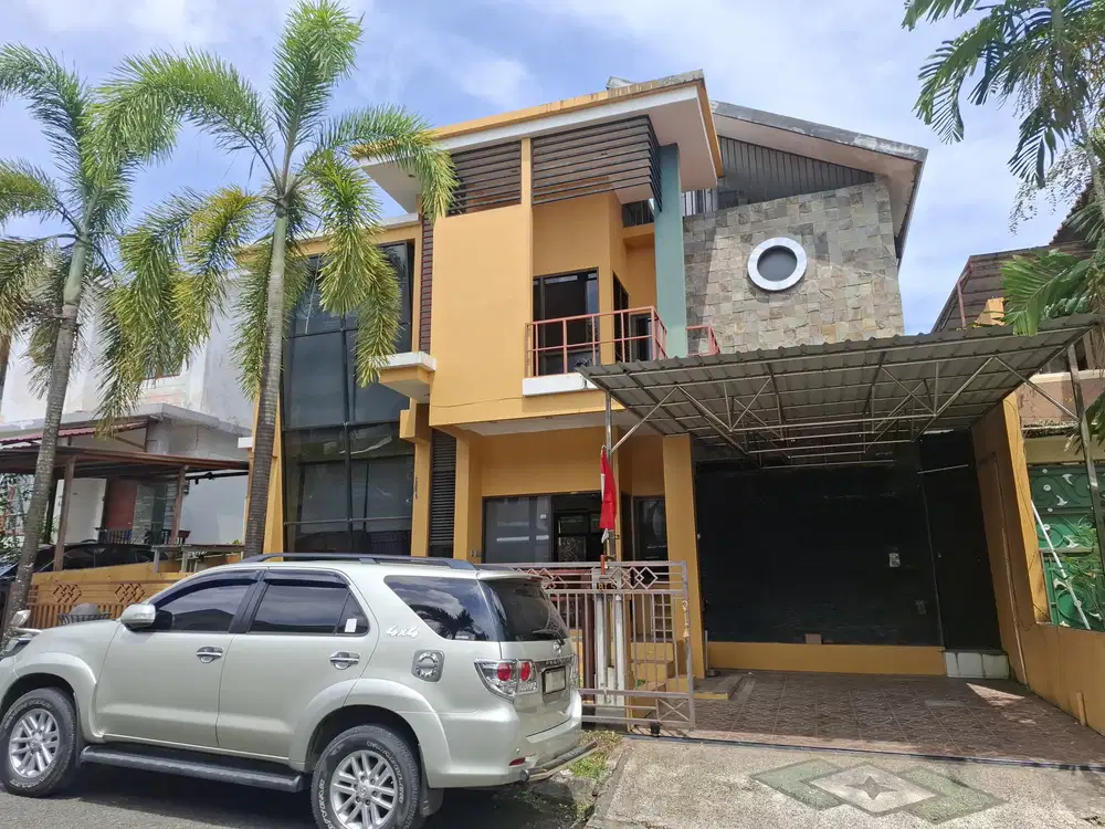 Disewakan Rumah Balikpapan Baru + kolam renang