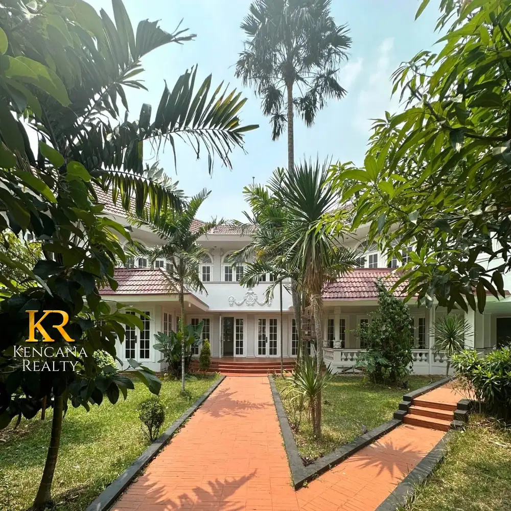 Rumah Kebayoran Baru Dalam Komplek Jalan Lebar