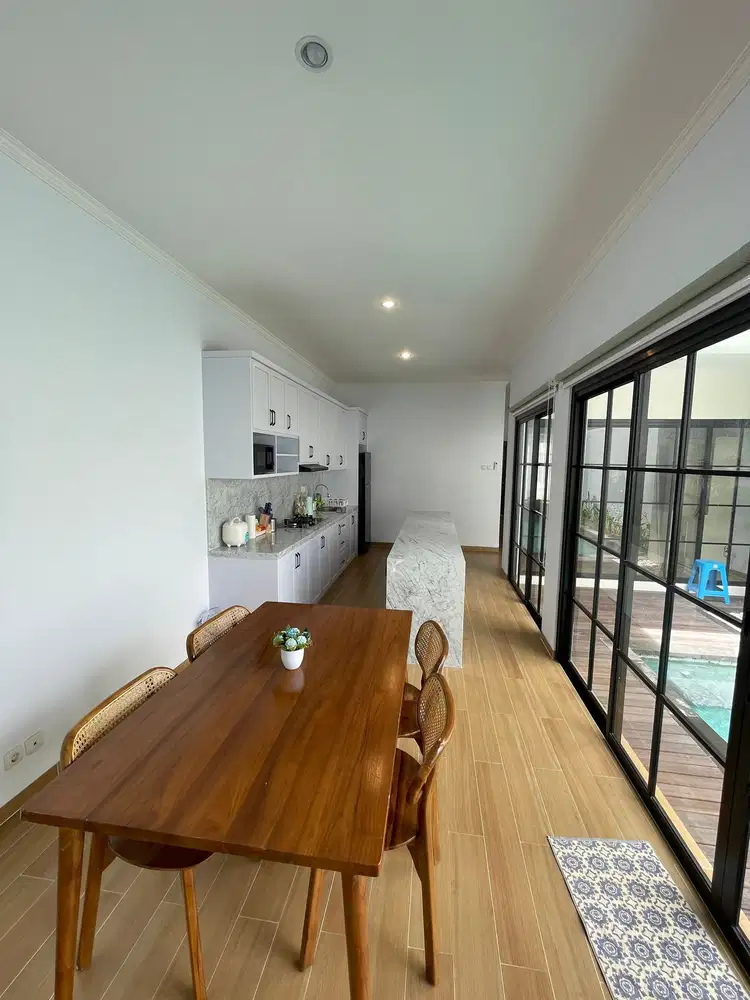 DI SEWAKAN HUNIAN VILLA PRIVAT POOL DALAM KOMPLEX AREA JIMBARAN