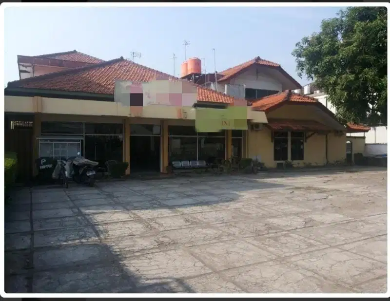 Bangunan sangat strategis di kawasan komersil kota Cirebon