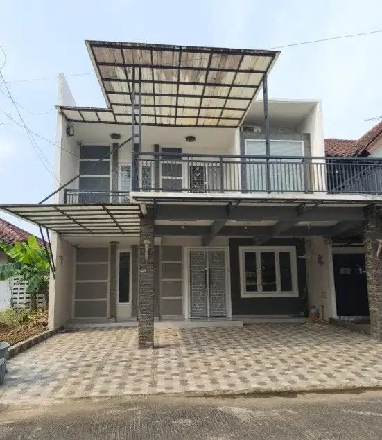 Disewakan Rumah Cluster Beverly Lippo Cikarang