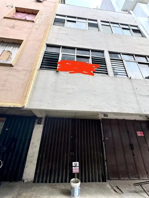 Ruko krekot Ruko KrekotLantai: 3.5 LtLuas: 42.525m2 ( 3.15 x 13.5m2)