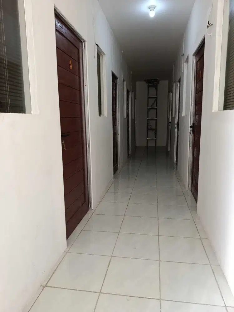 KOS KOSAN CONDET BATU AMBAR KRAMAT JARTI JAKARTA TIMUR