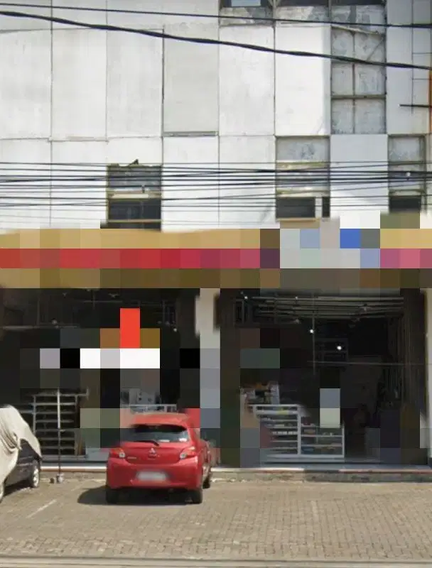 Dijual Ruang Usaha Ex Showroom Kendaraan  Majapahit Semarang