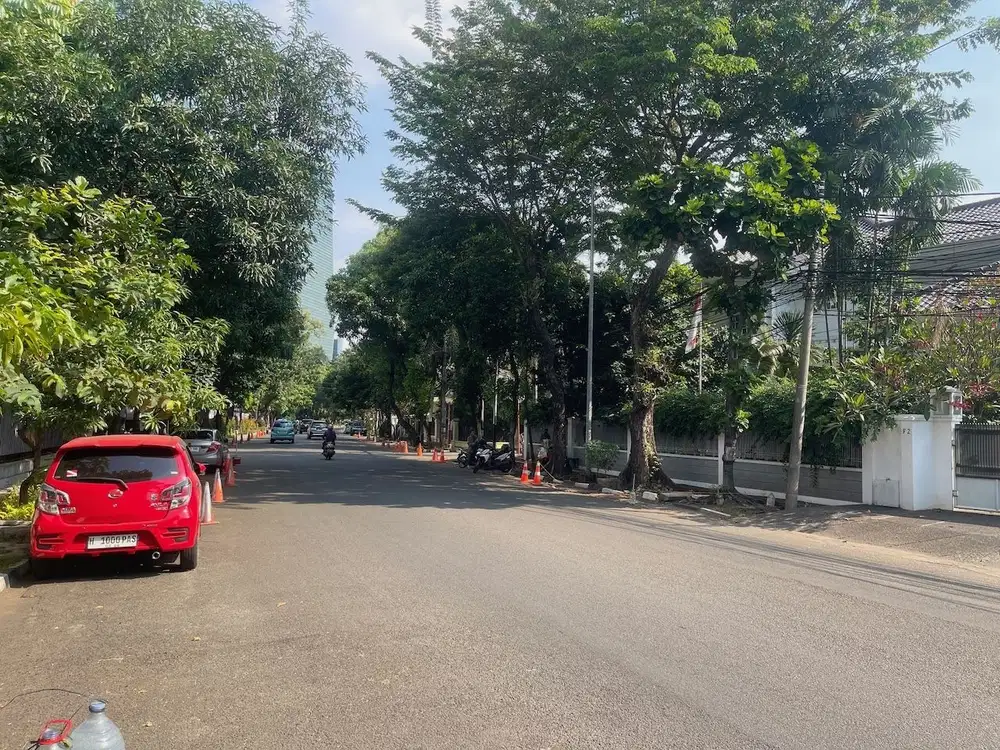 Rumah di Mega Kuningan area