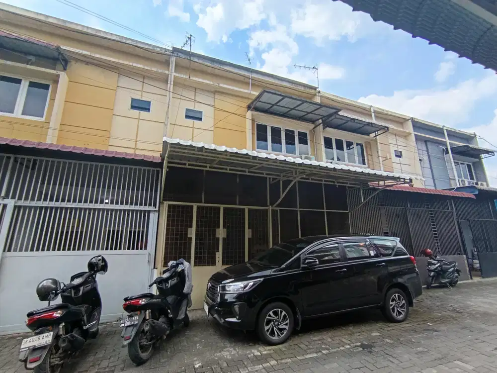 Rumah Villa Murah daerah Karya / Amir Hamzah / adam malik