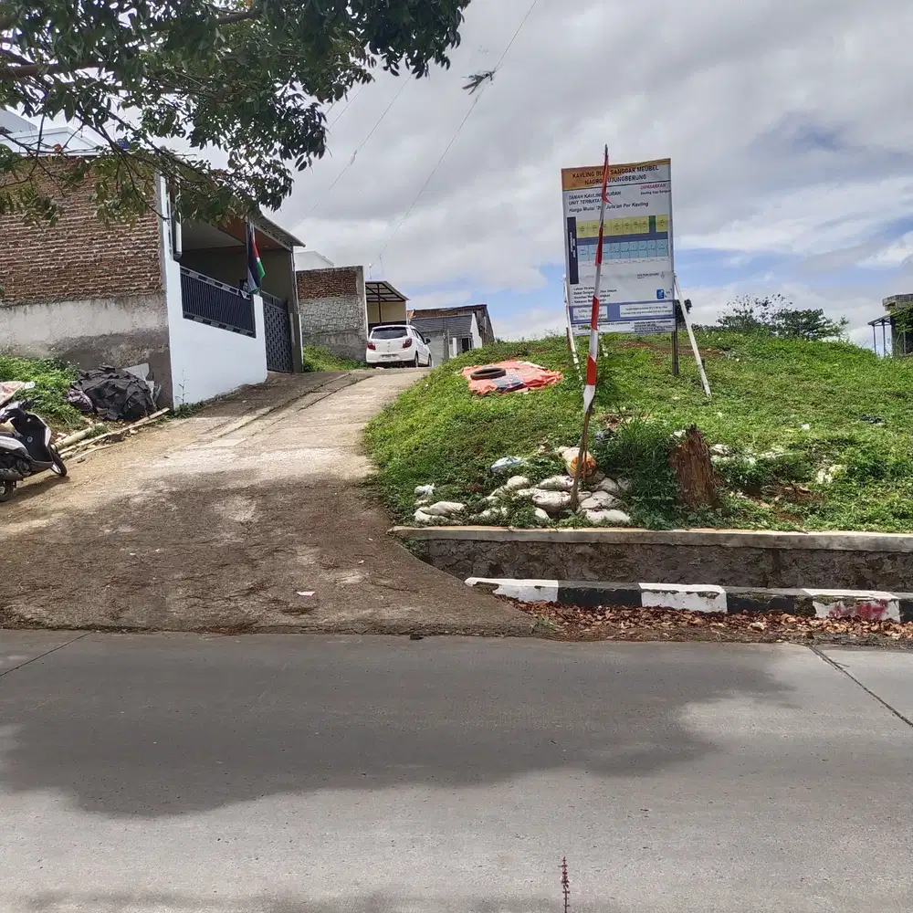 Tanah SHM pinggir jalan utama 3 menit ke alun-alun Ujungberung kota ba