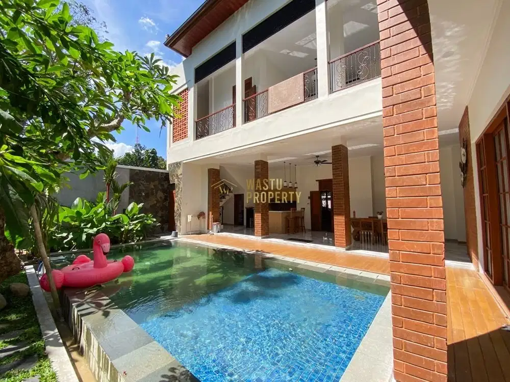 RUMAH VILLA LUAS PLUS JOGLO DAN PRIVATE POOL DI SLEMAN DEKAT EXIT TOLL