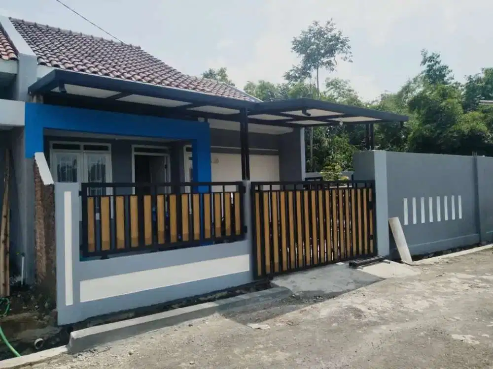 Rumah siap huni dekat polres Sumber