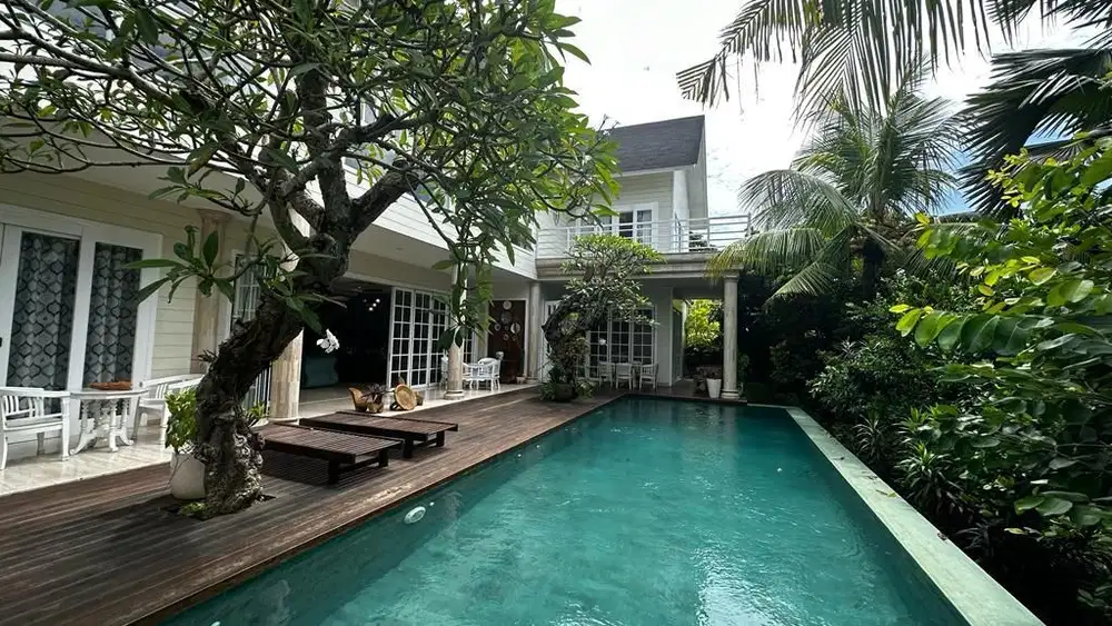 AMERICAN VILLA LUXURY DI UMALAS BALI