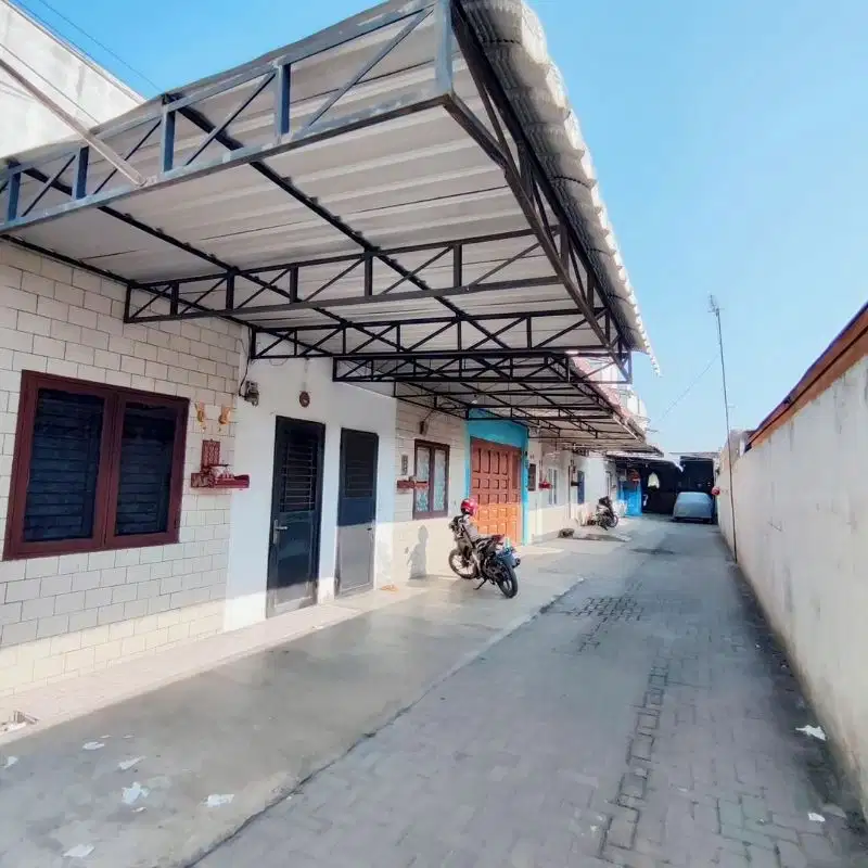 dijual murah rumah siaphuni 1.5 lantai dekat krakatau