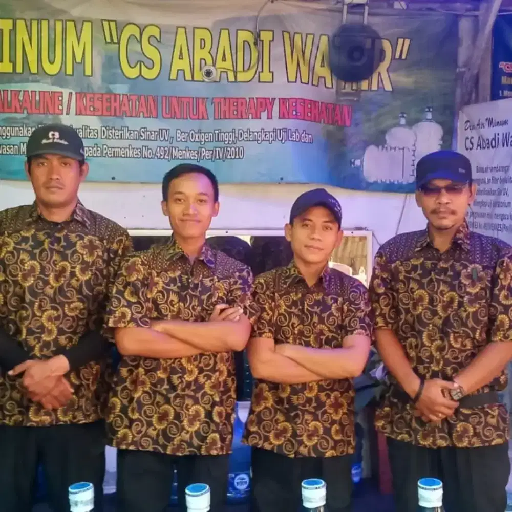 Kurir/sales/pengantar galon/operator/penjaga toko/art
