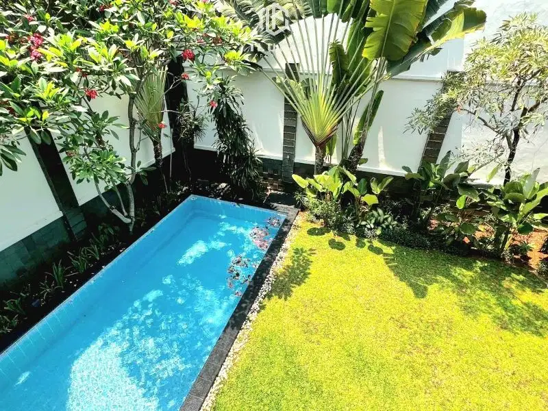 For Rent Modern Townhouse at Kemang Area with Pool