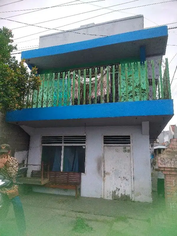 Jual murah ruko 2 lantai + rumah  di Jombang harga di bawah pasar